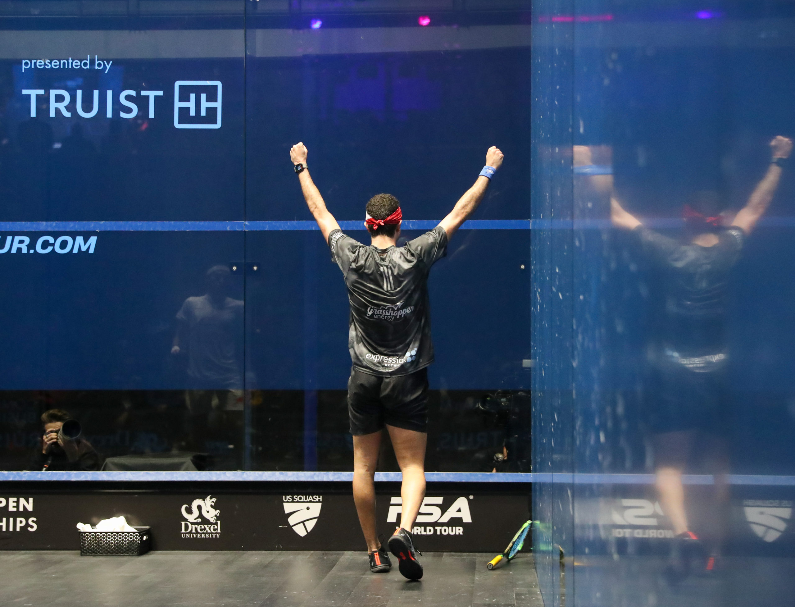 Elias becomes first South American world number one squash player