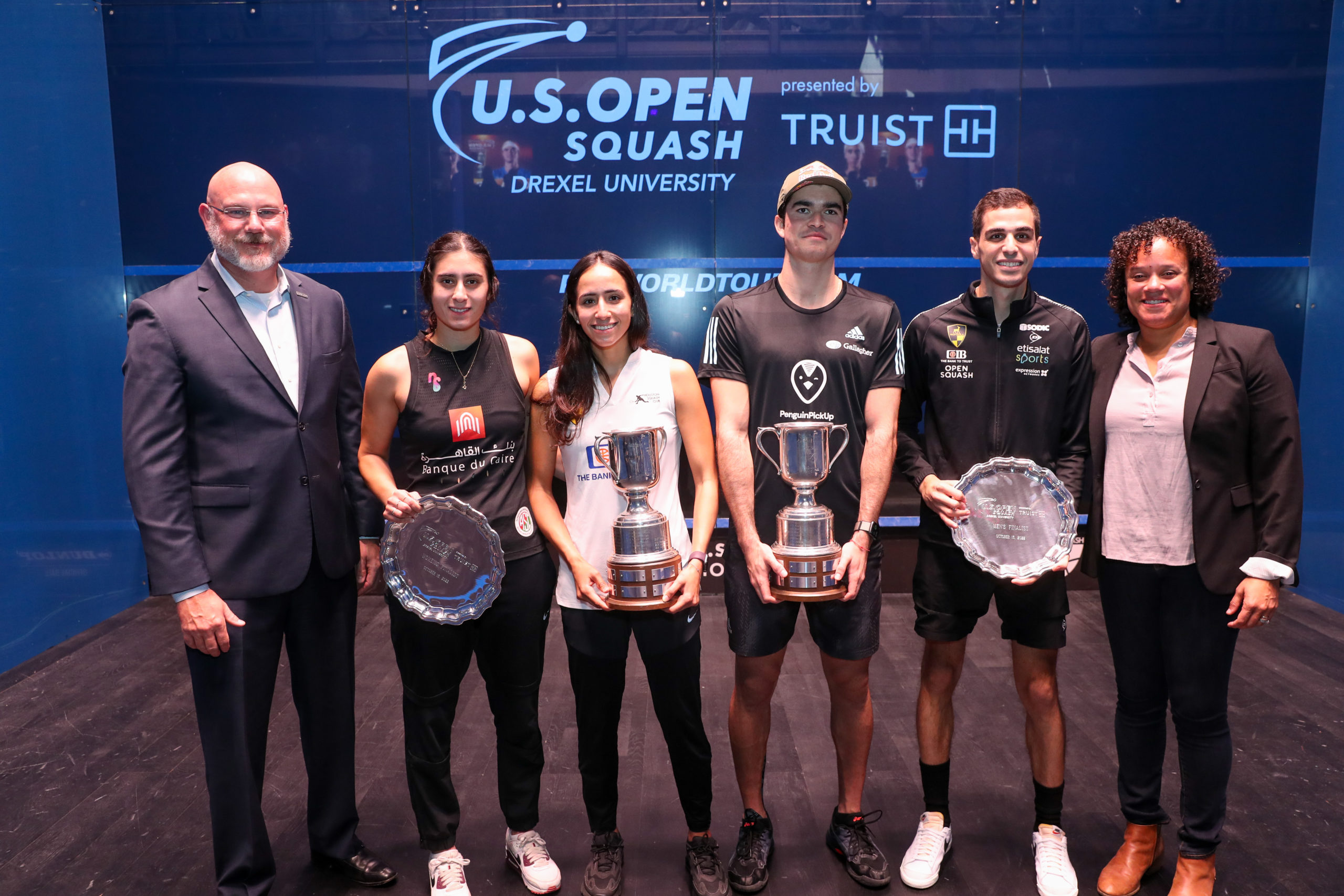 Elias becomes first South American world number one squash player